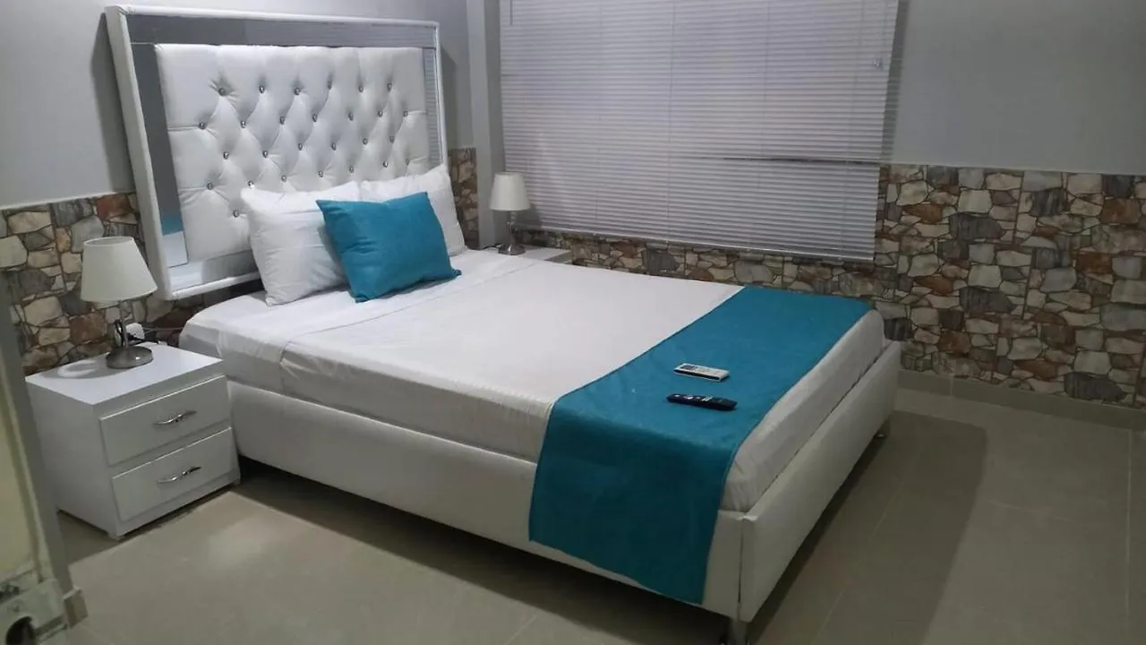 Hotel Bm-17 Cerca Al Mar Con Aire Acondicionada Y Wifi Cartagena كولومبيا