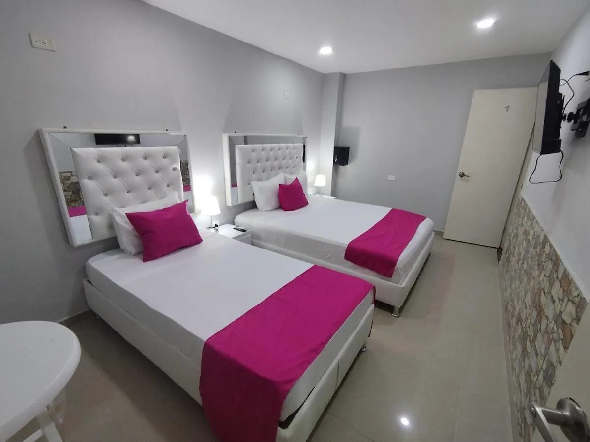 Hotel Bm-17 Cerca Al Mar Con Aire Acondicionada Y Wifi Cartagena كولومبيا