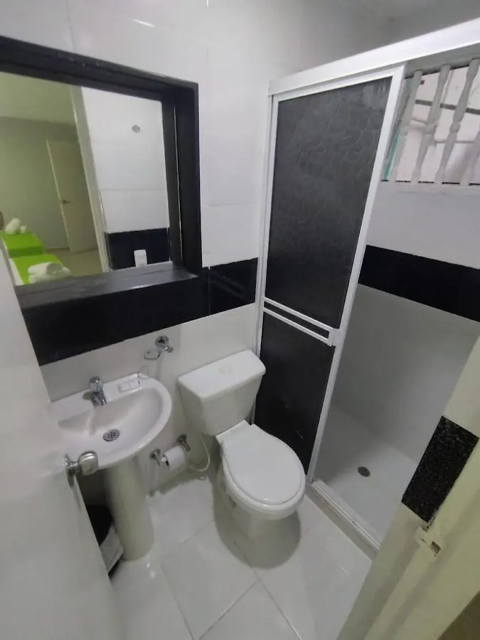 Hotel Bm-17 Cerca Al Mar Con Aire Acondicionada Y Wifi Cartagena كولومبيا