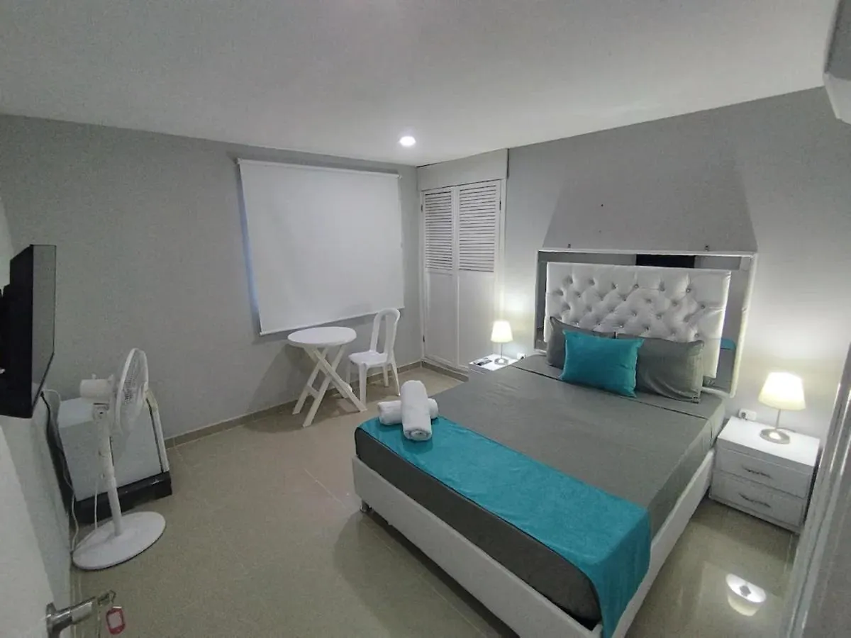 Hotel Bm-17 Cerca Al Mar Con Aire Acondicionada Y Wifi Cartagena 0*,  كولومبيا